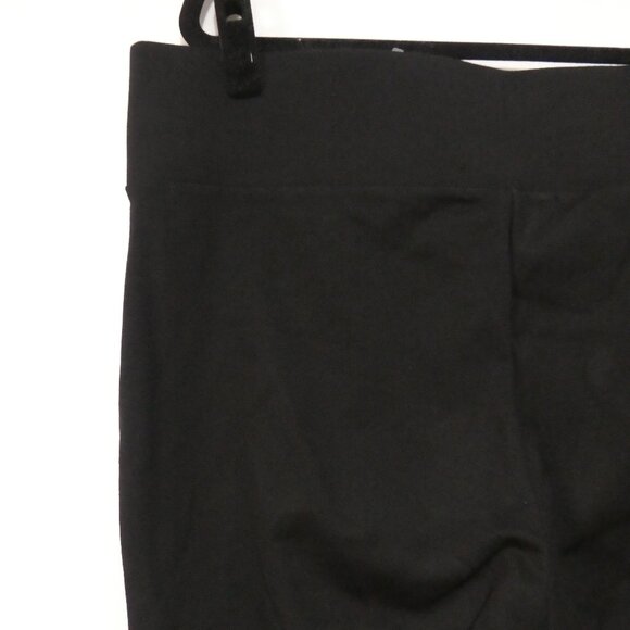 TORRID | size 2 | Sleek Black High Waisted Leggings | Faux Leather Front Panel - Picture 10 of 16